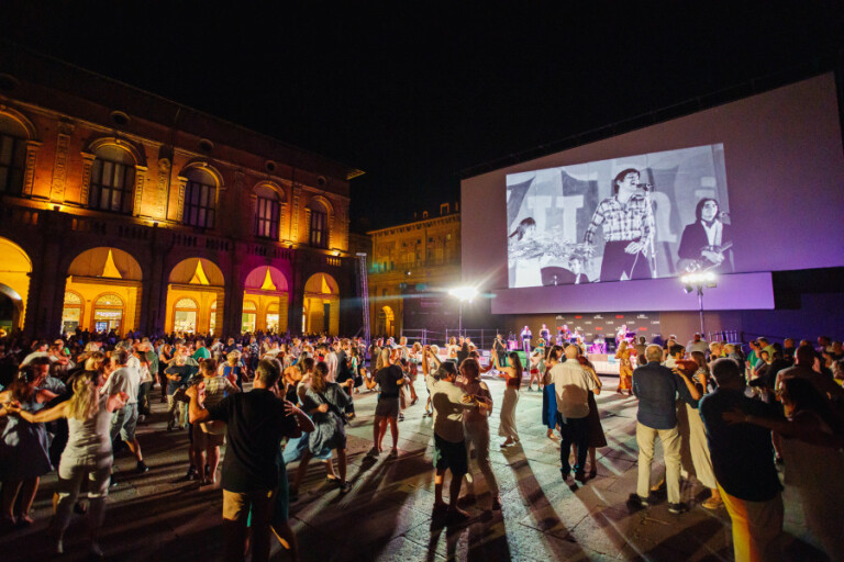 cover of La Filuzzi in Piazza