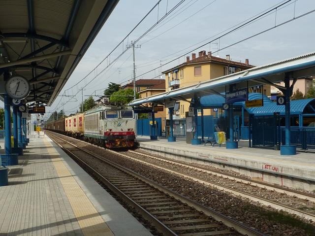 Stazione Bologna San Vitale del Servizio ferroviario metropolitano (Sfm)