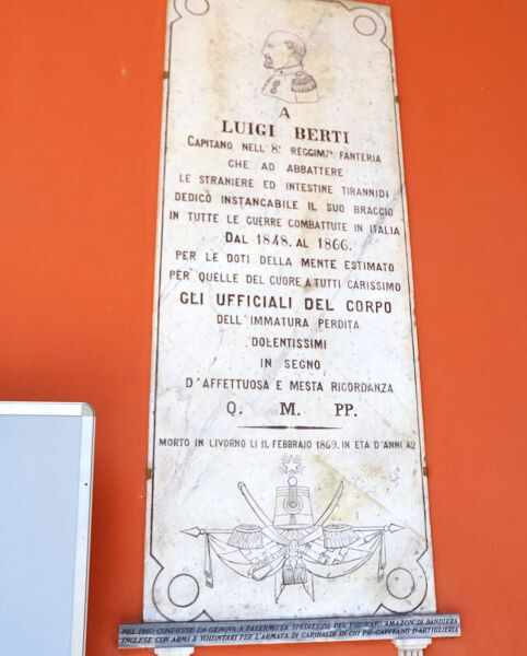 Lapide per il cap. Luigi Berti