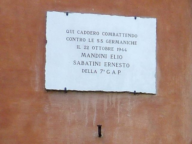 Lapide in onore di Elio Mandini e Ernesto Sabattini a Porta Lame (BO)