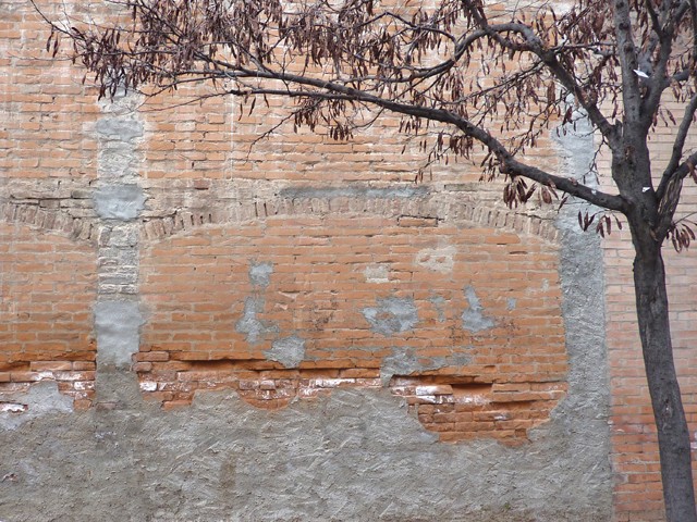 Muro esterno delle fonderie Parenti 