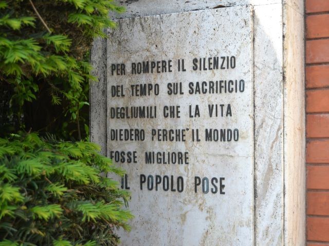 Monumento ai caduti per la libertà e alle vittime civili