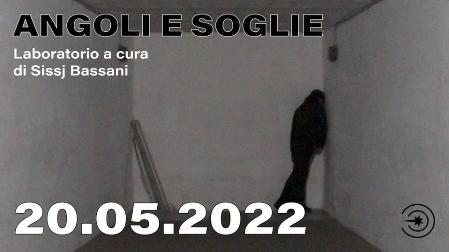 copertina di Angoli e soglie