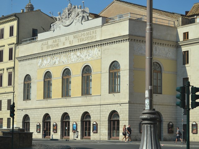 Il teatro Argentina - Roma