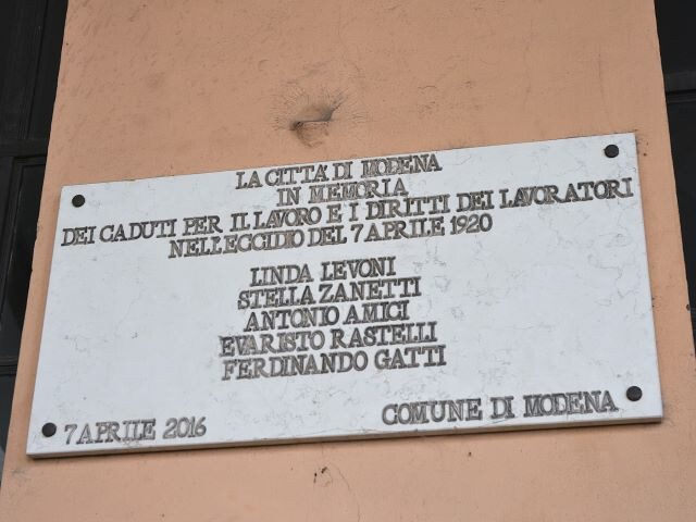 Lapide a ricordo dell'eccidio del 7 aprile 1920