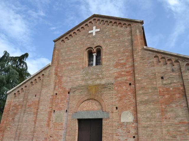Pieve di Santa Maria Annunziata e San Biagio - Sala Bolognese (BO) - la facciata