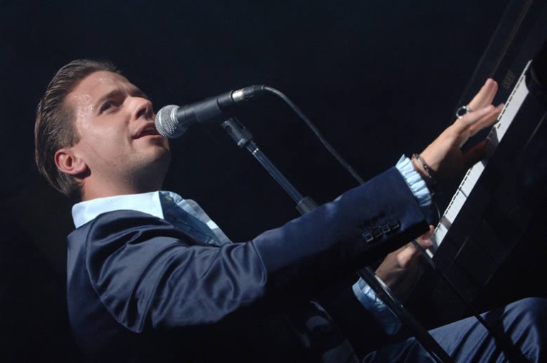 matthew-lee-san-severino-marche.jpg