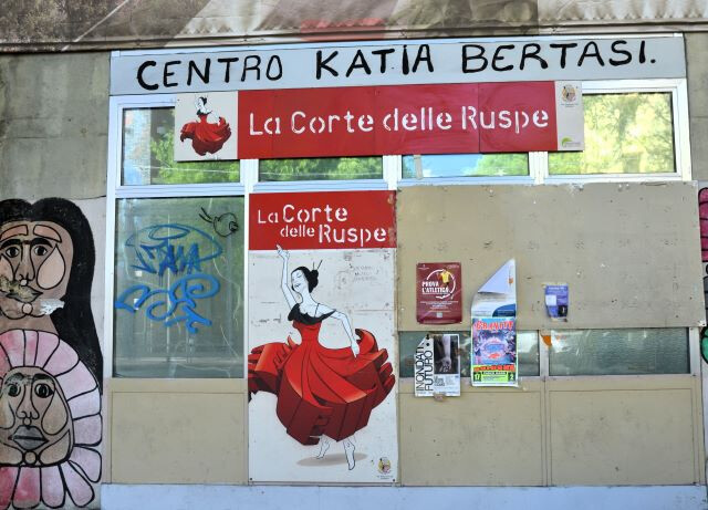 Centro Katia Bertasi, vecchia sede