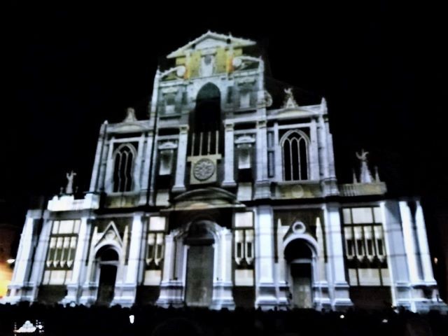 La basilica di San Petronio (BO) illuminata