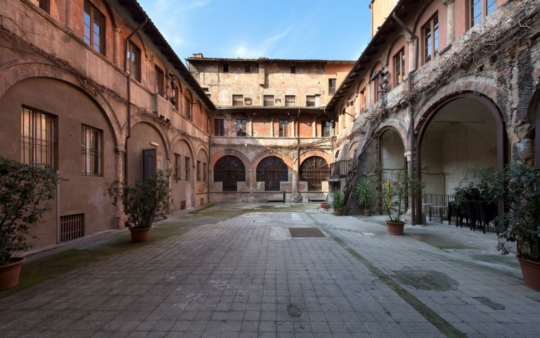 tn_Foto Chiostro_Andrea Scardova (Fototeca Istituto beni culturali Regione Emilia Romagna).jpg