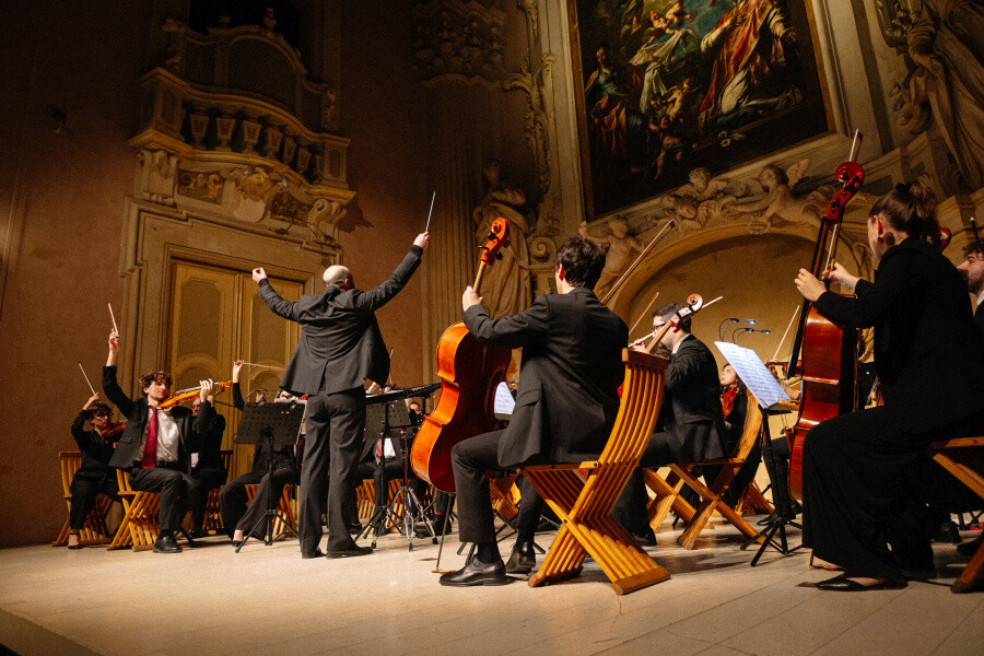 Orchestra Senzaspine 