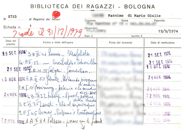 La scheda dei prestiti di Massimo, utente della biblioteca negli anni Settanta
