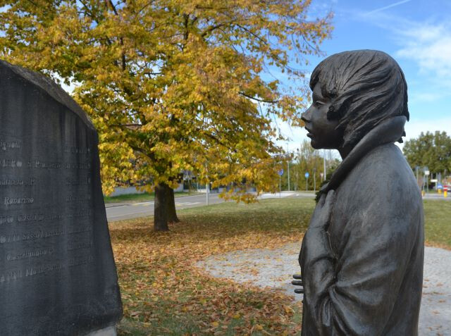 Nuovo monumento dell'eccidio di Pratomaggiore