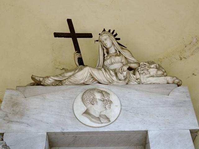 Monumento funerario a Carlo Caprara 