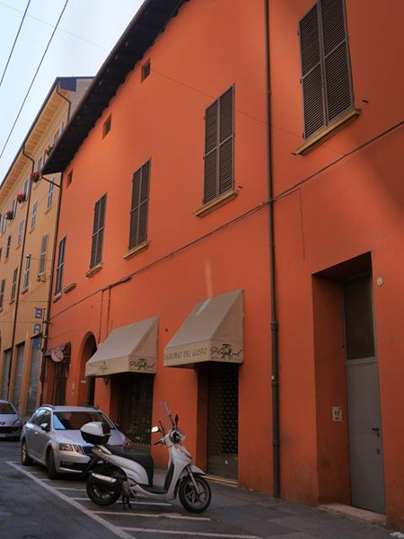 Palazzo Davia - via C. Battisti