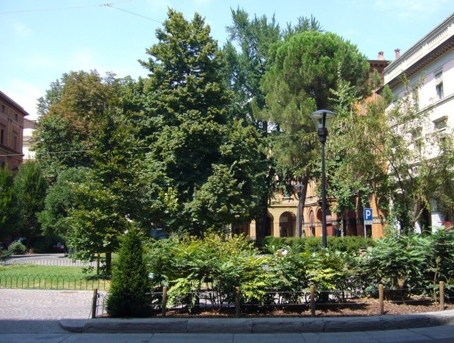 Il giardino di Piazza Cavour 