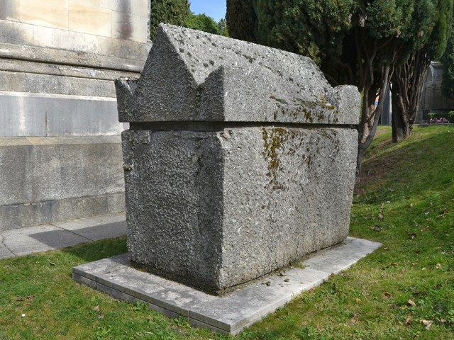 Tomba di G. Gherardi 