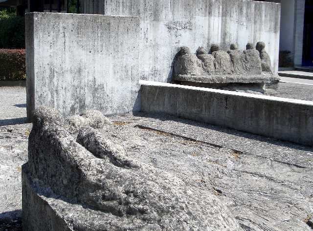 Marzabotto - il monumento a ricordo dell'eccidio di Monte Sole - N. Zamboni