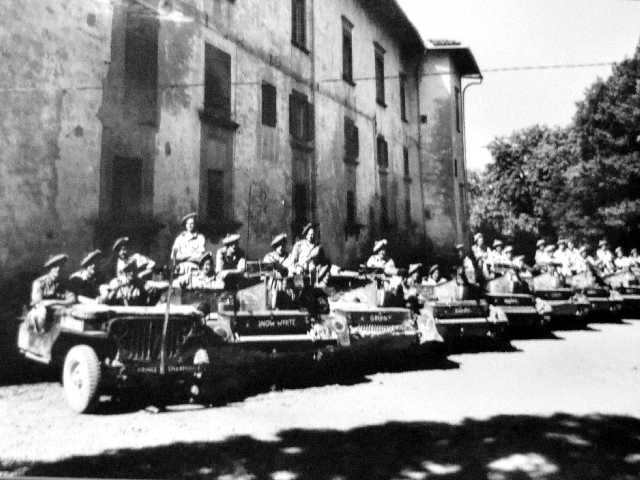 Carri armati e mezzi militari della della 6a Divisione corazzata sudafricana - Centro culturale "P. Guidotti" - Castiglione dei P. (BO)