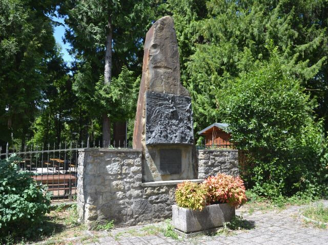 Monumento a Mario Ricci (Armando)