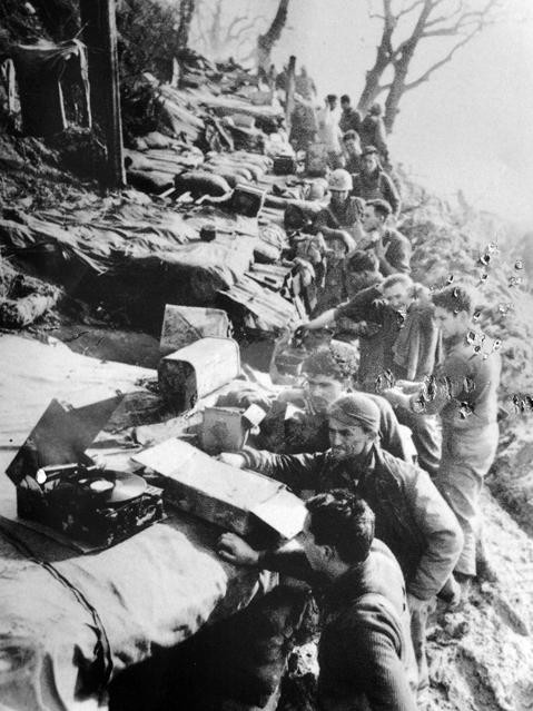 Trincea americana su Monte Grande nell'inverno del 1944-45 