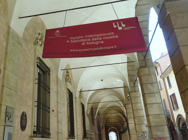 Palazzo Sanguinetti - portico