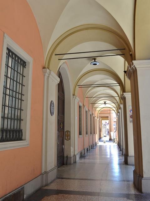 Palazzo Massei - Strada Maggiore (BO) - portico