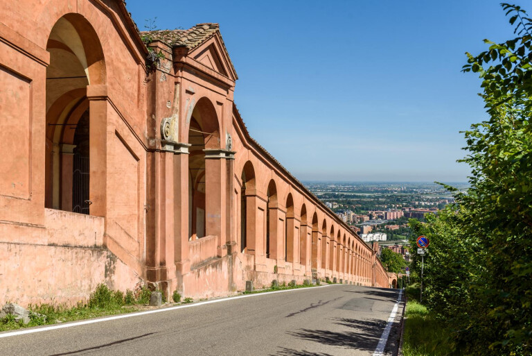 immagine di San Luca, il portico più lungo del mondo: genesi e costruzione