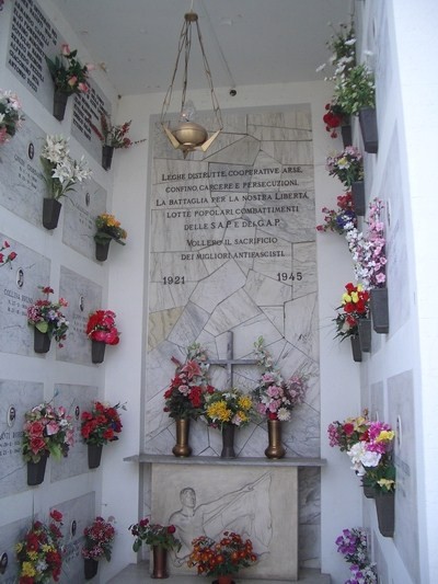 Cappella dedicata agli antifascisti e ai partigiani 