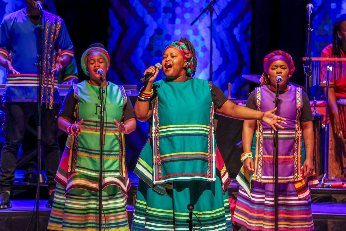 copertina di Soweto Gospel Choir - Joy