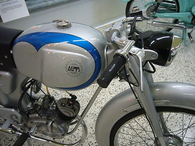 Motocicletta DEMM 